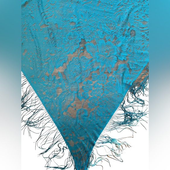 Boho Witch Hippie Ethereal Romantic Blue Sheer Floral Fringe Bandana Lace Shawl - Picture 6 of 8